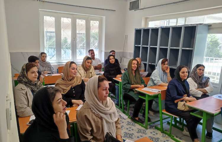 معارفه اولیا با پایگاه تابستانه پایه پنجم ققنوس 1 1