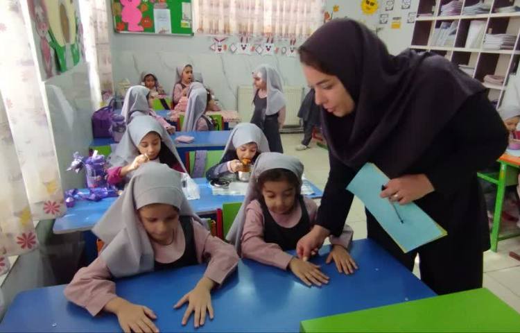 معاینات بهداشت ناخن 1