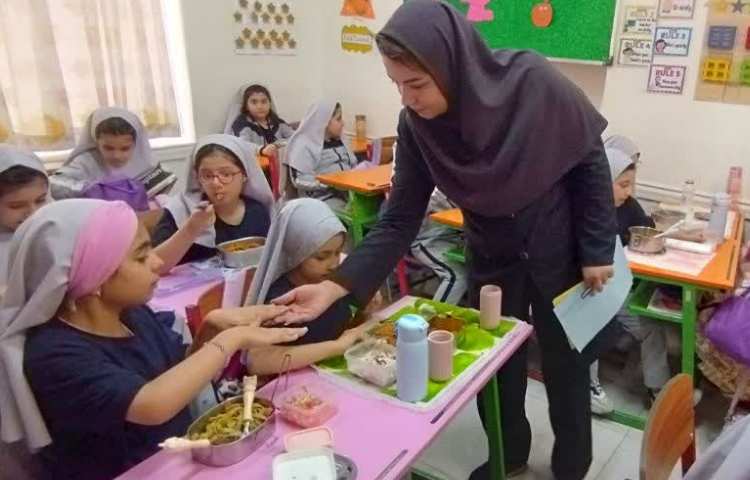 معاینات بهداشت ناخن 2