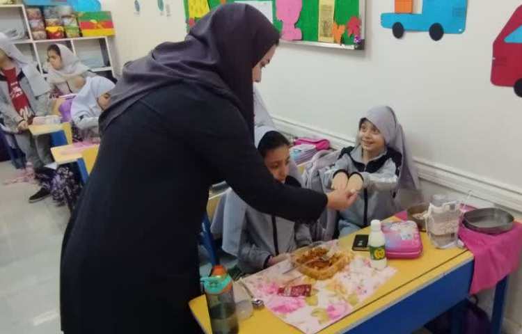 معاینات بهداشت ناخن 4