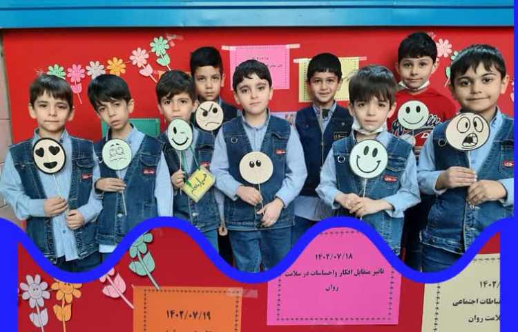 معاینه مو دانش آموزان(پدیکلوزیس) 2