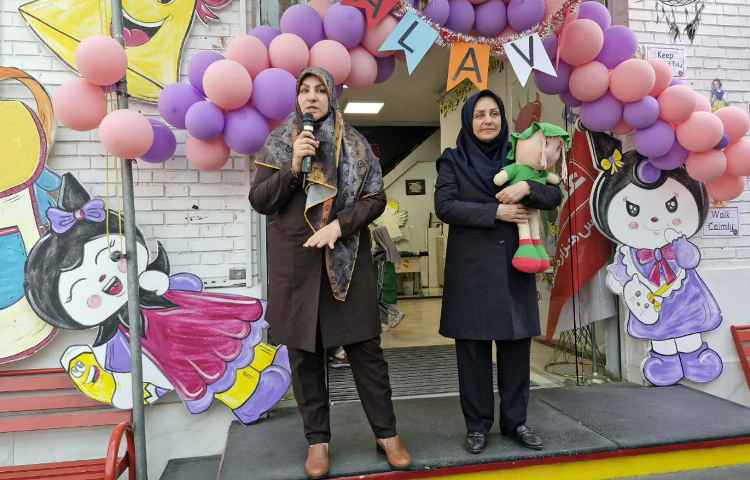 معرفی عضو جدید خانواده دبستان (نبات خانم) 1