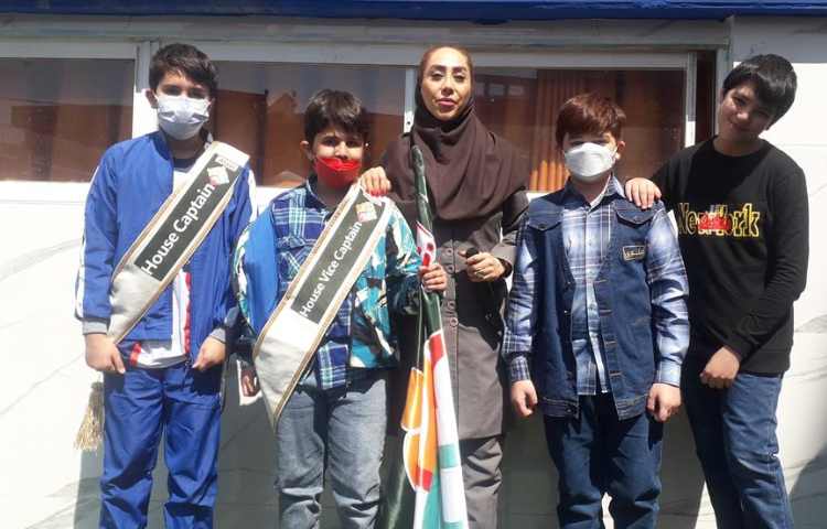 معرفی کاپیتان و جانشین کاپیتان طرح چهارخونه دبستان علوی 1