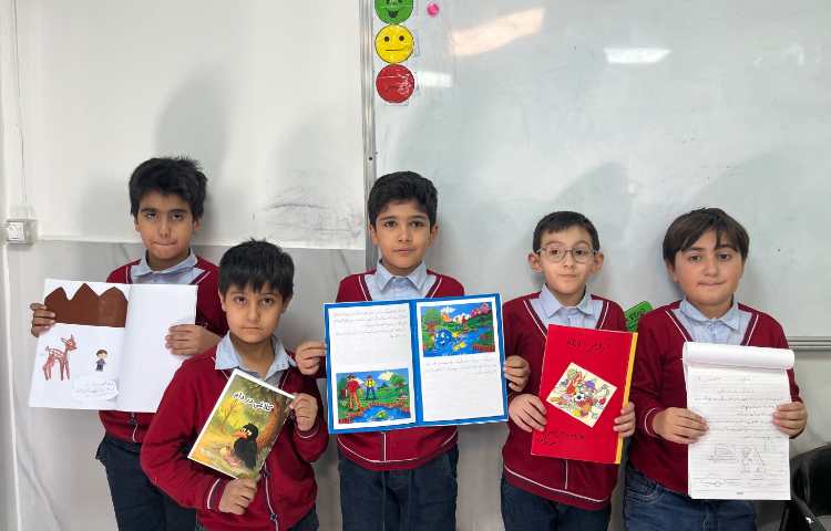 معرفی کتابچه‌های نوشته شده(با موضوع دلخواه) توسط دانش‌آموزان 3