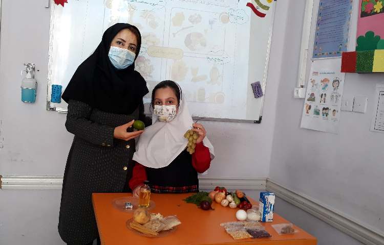 معرفی 4 گروه مواد غذایی 1