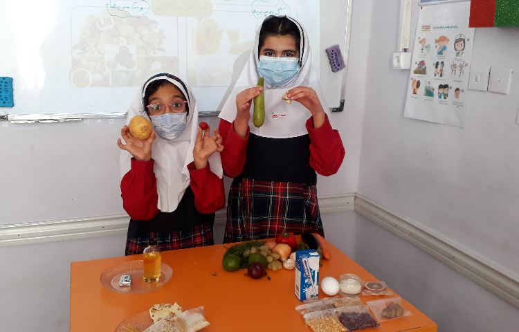 معرفی 4 گروه مواد غذایی