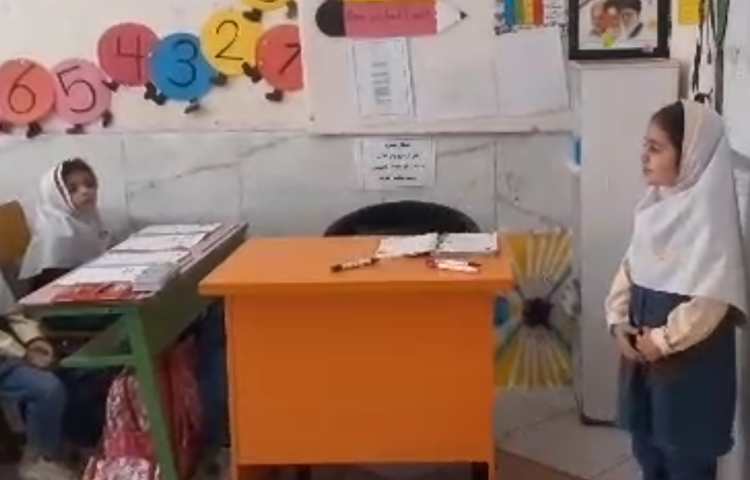 معلم شو دانش آموز خلاق کلاس دوم دبستان دخترانه پرتوعلوی شیراز 1
