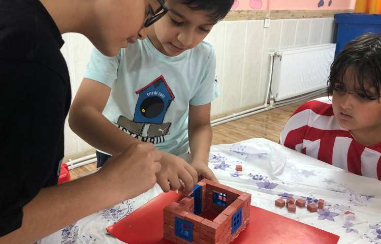 معماری (ساخت خانه ی آجری) 4