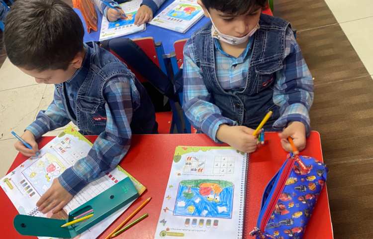 :مفاهیم ریاضی، سنجش اعداد یک تا پنج 4