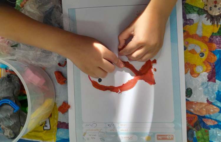 مفاهیم نوشتاری دست ورزی کار با خمیر