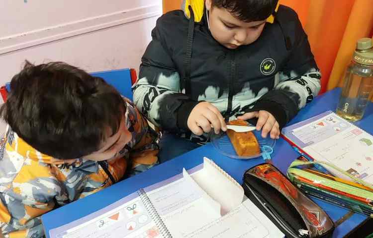 مقایسه کسرها با کمک کیک 1