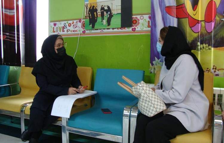 ملاقات اولیا با معلمین پایه دبستان 3