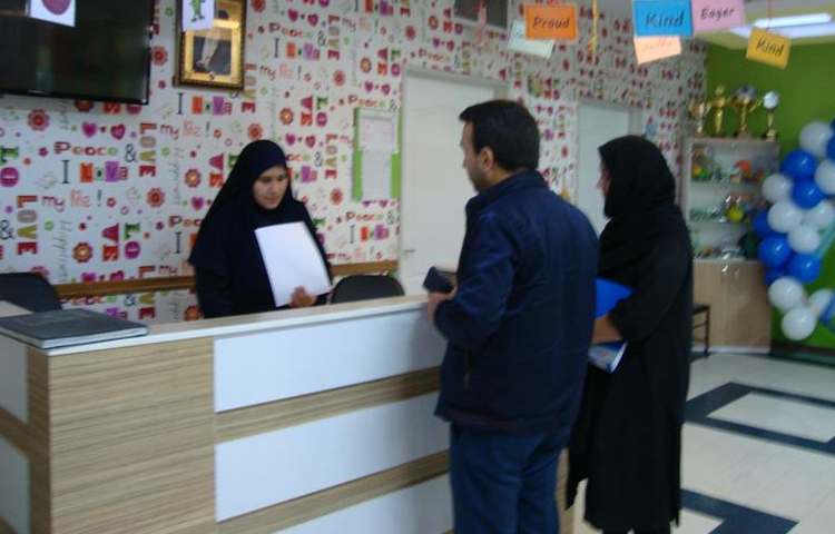 ملاقات اولیا با معلمین پایه دبستان 4