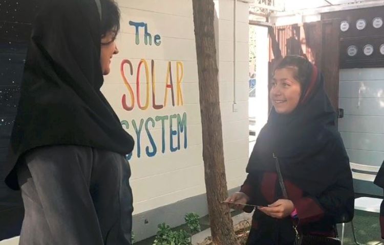 مناسبت زبانی-روز بین المللی پست و نامه 2