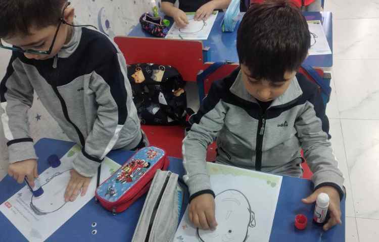 مهارت دست ورزی( اعضای صورت ) 8