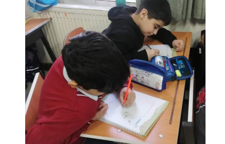 مهارت زندگی - دانش آموزان در مورد صرفه جویی در مصرف انرژی نقاشی کشیدند 2