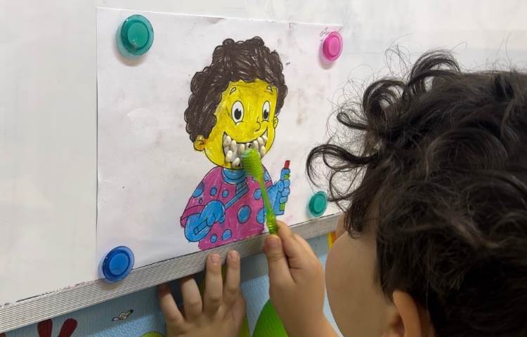 مهارت من: اموزش مسواک زدن