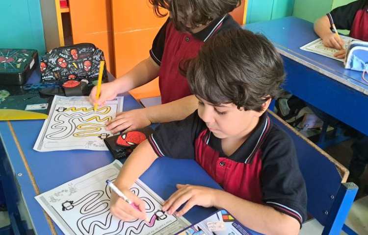 مهارت Fine motor skills 3