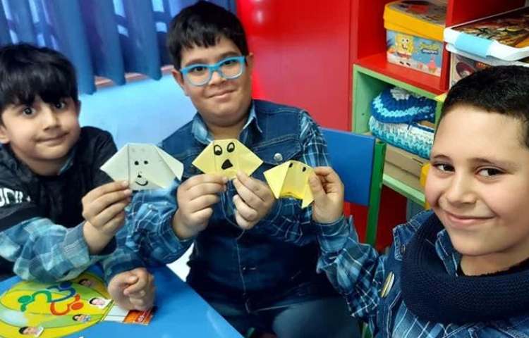 موضوع اوریگامی هفته ملی علوم دانش آموزان دبستان علوی 2