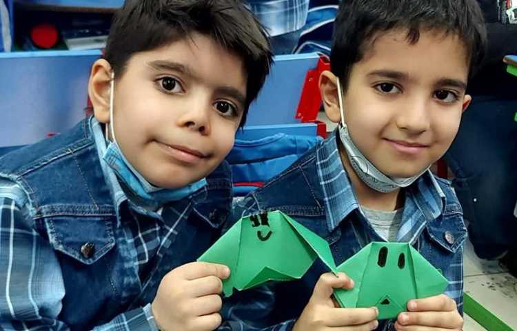 موضوع اوریگامی هفته ملی علوم دانش آموزان دبستان علوی