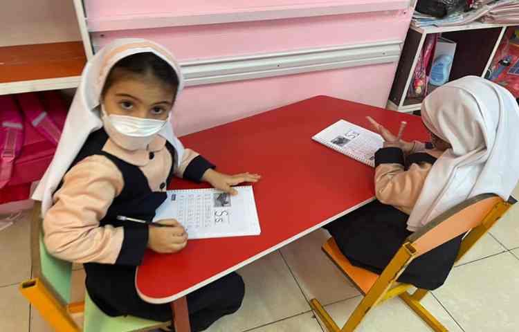 موضوع (دوره حرف Ssنوشتن و Reviewing letter Ss and write it) 5