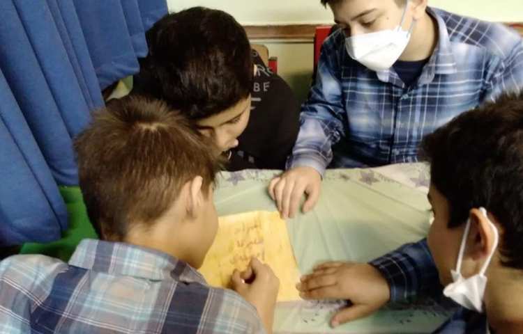 موضوع نقاشی جادویی و اسلایم اکلیلی پایه ششم دبستان علوی 7