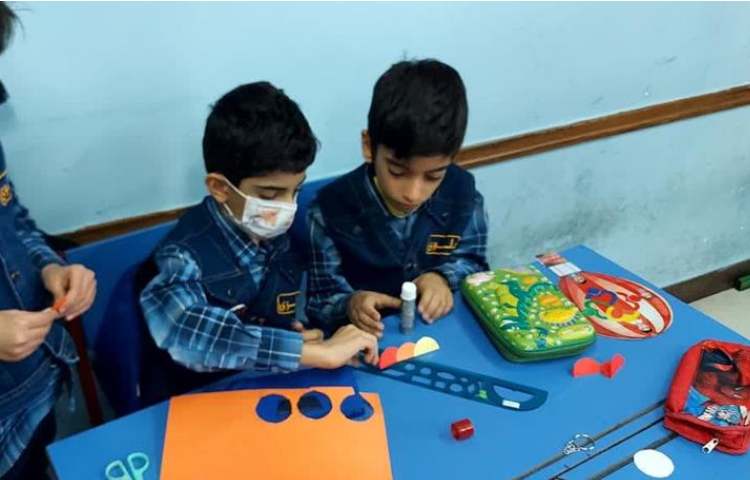 موضوع کرم خاکی دانش آموزان پایه دوم دبستان 4