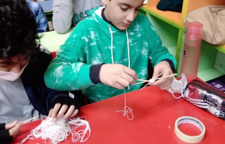 موضوع گیاهان دارویی و دنیای عنکبوت ها دانش آموزان ششم دبستان 11