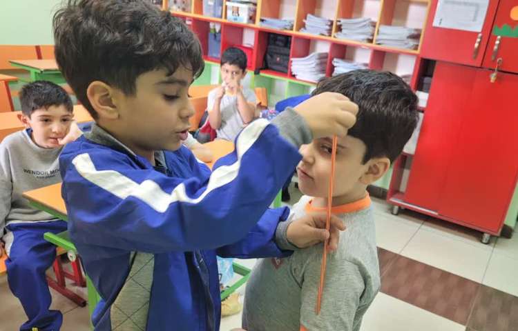 موضوع measuring things by nonstandard units. 2
