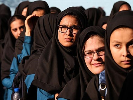 عوامل مؤثر بر موفقیت تحصیلی نوجوانان