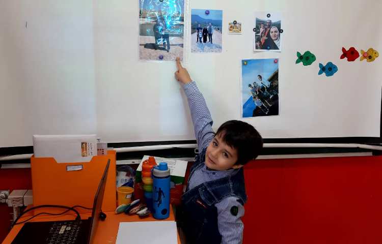 مکالمه سازی در مورد اعضای خانواده 3