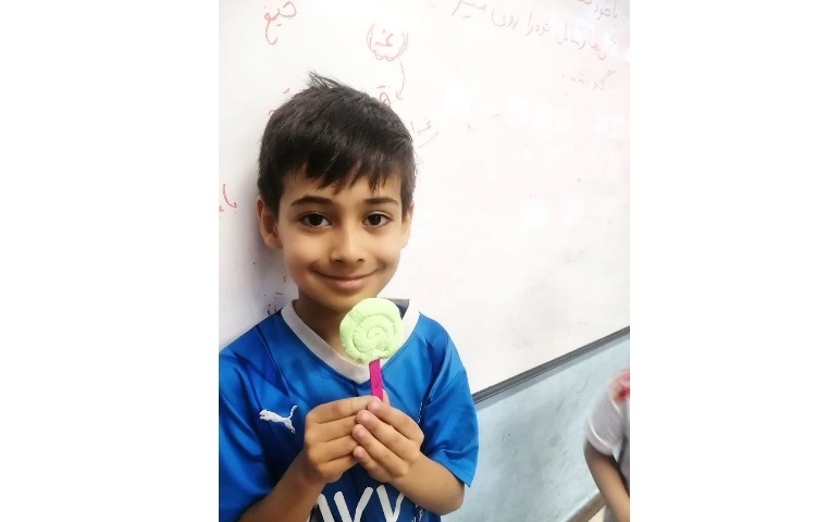 مگنت یخچالی با خمیر کلی و آهن ربا