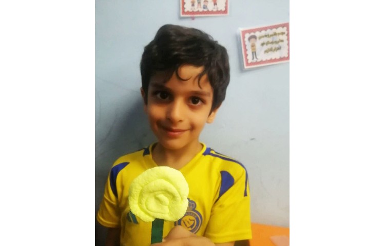 مگنت یخچالی با خمیر کلی و آهن ربا