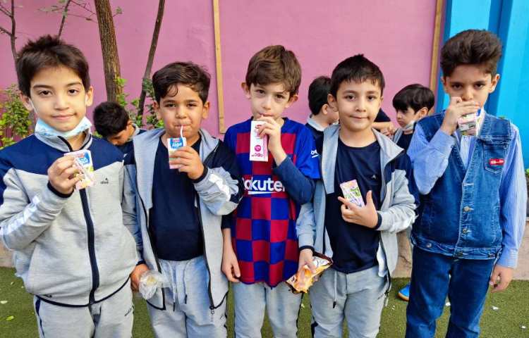 میان وعده آبان ماه 1