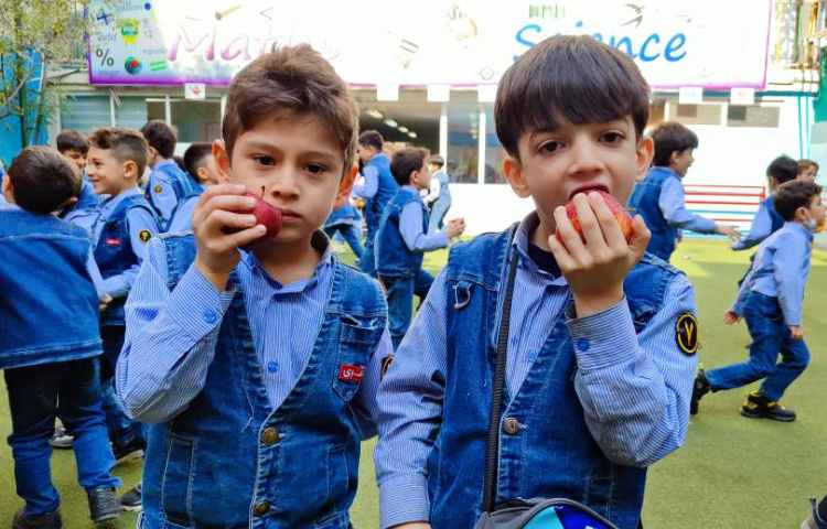 میان وعده آبان ماه 1