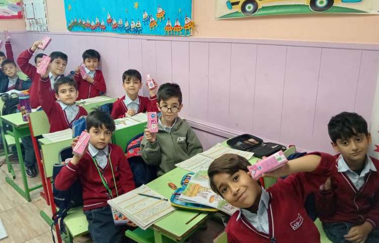 میان وعده آبان ماه 1