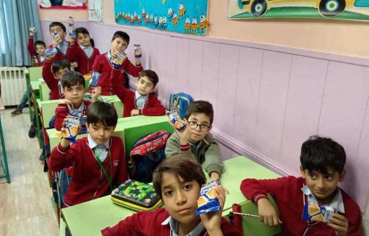 میان وعده آبان ماه 2