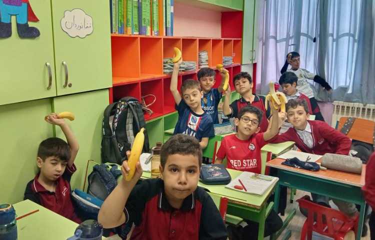 میان وعده آبان ماه 4