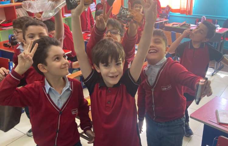 میان وعده آبان ماه 8