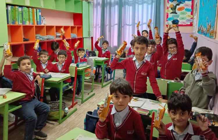 میان وعده آذرماه 1