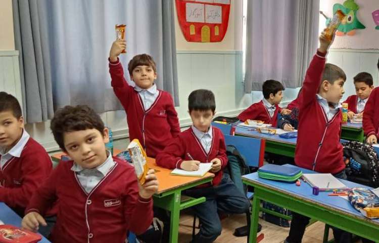 میان وعده آذرماه 2