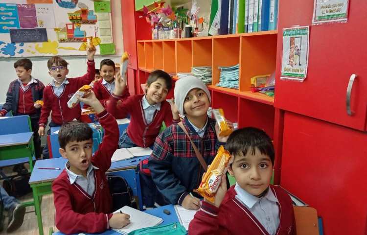 میان وعده آذرماه 3