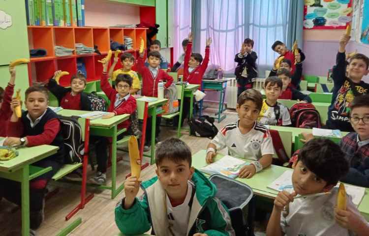 میان وعده آذرماه 4