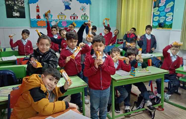 میان وعده آذر ماه