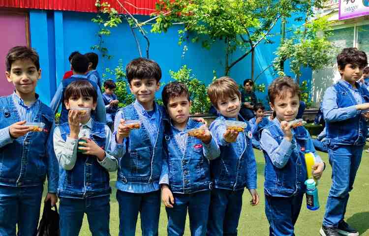 میان وعده اردیبهشت ماه 1