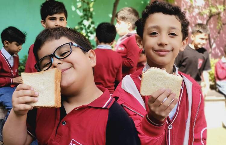 میان وعده اردیبهشت ماه 1