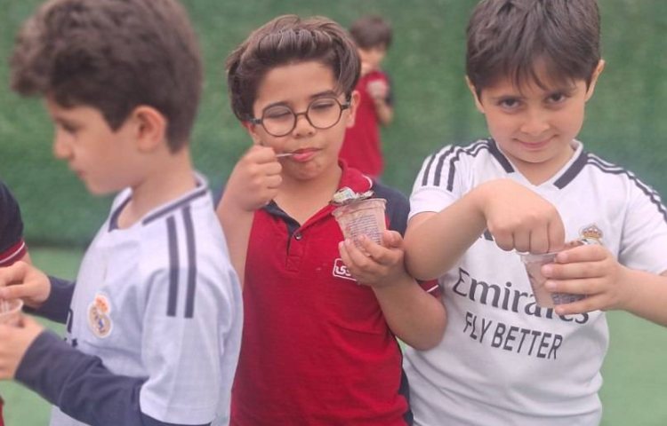 میان وعده اردیبهشت ماه 1