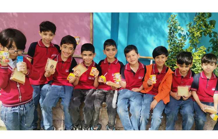 میان وعده اردیبهشت ماه 15