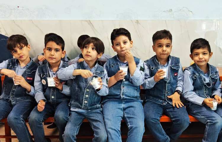 میان وعده اردیبهشت ماه 2