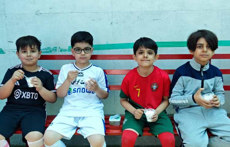 میان وعده اردیبهشت ماه 4